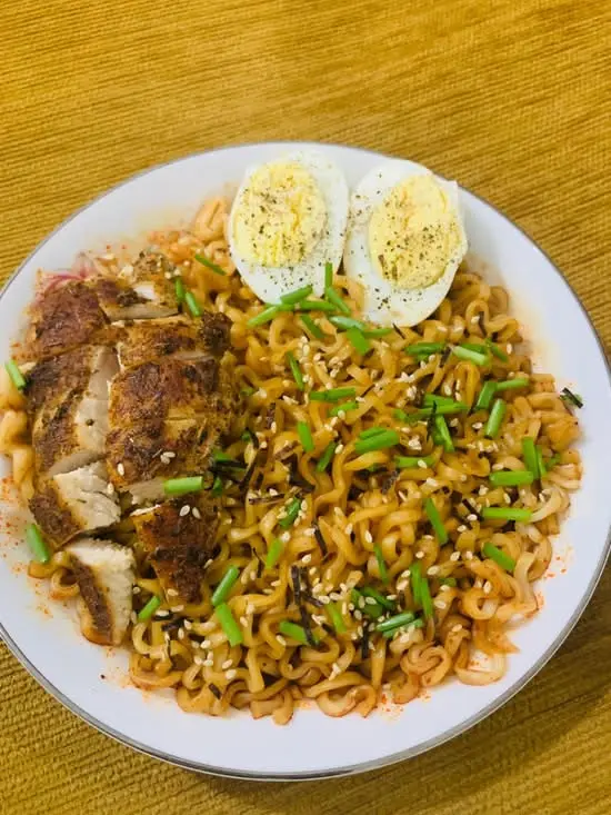 Buldak 2x Spicy Ramen (Red)